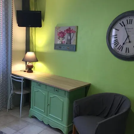 Apartment Studio Sacha *